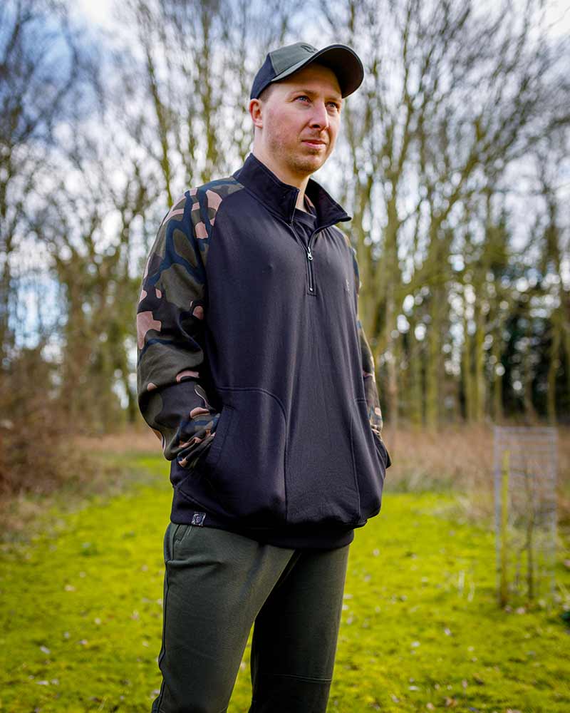 Bluza Wędkarska Fox LW Black/Camo QTR Zip