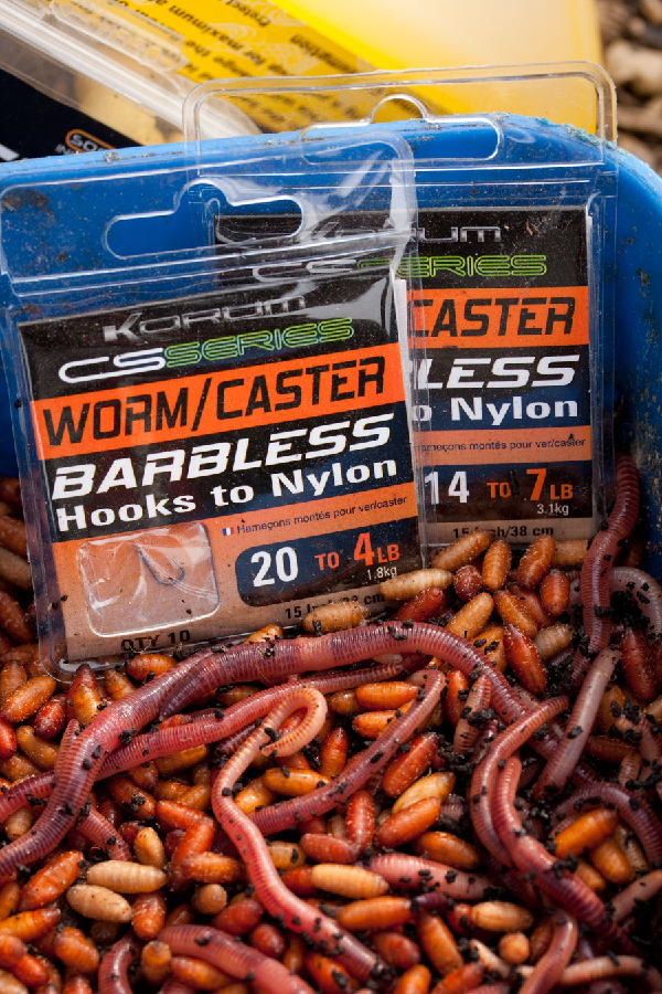 Korum CS Series Barbless Hooks To Nylon Worm/Caster