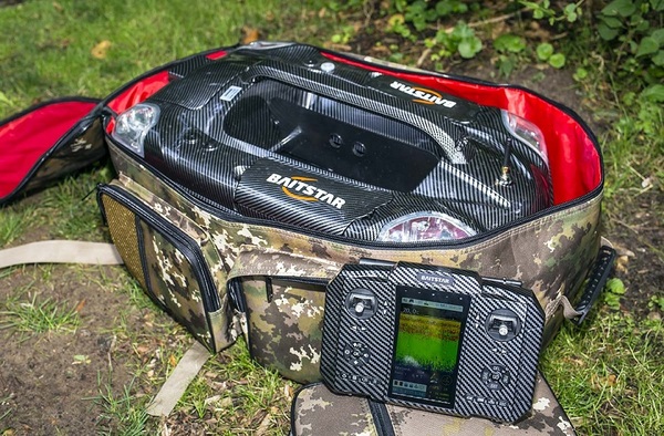 Łódka Zanętowa Baitstar Baitboats Advanced AllinOne Black (z GPS'em Echosondą i Statywem)