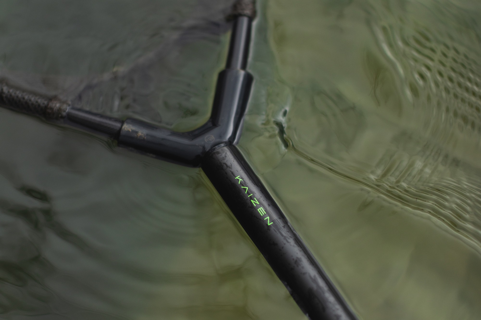 Korda Kaizen Green Landing Net 42” (Z Głowicą i Sztycą)