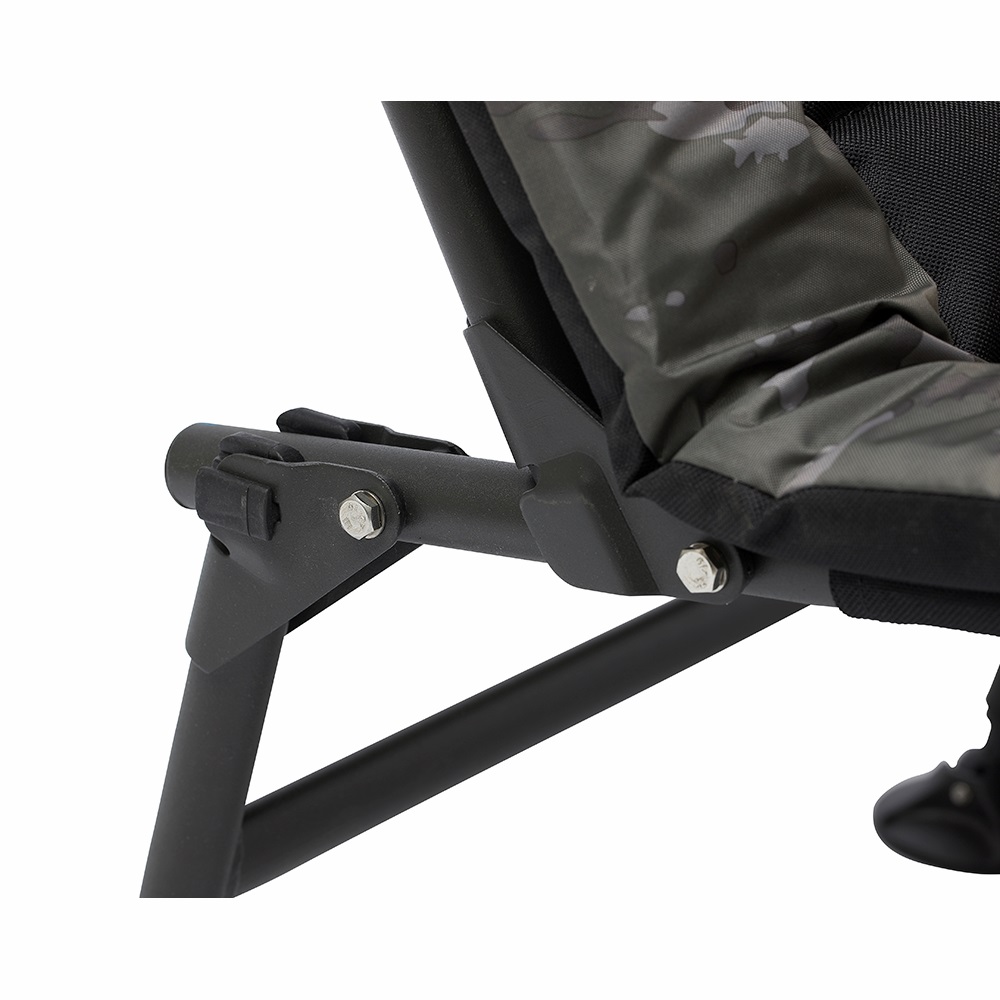 Krzesło Wędkarskie Madcat Camofish Chair 100kg