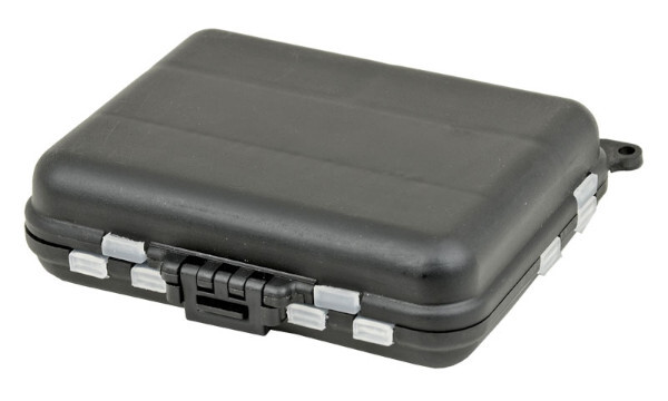 Carp Zoom Plastic Box (12.2×10.5×3.4cm)