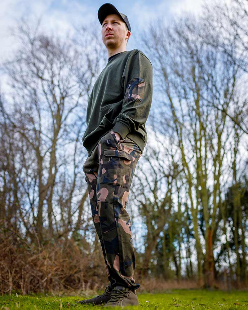 Spodnie Wędkarskie Fox LW Camo Joggers