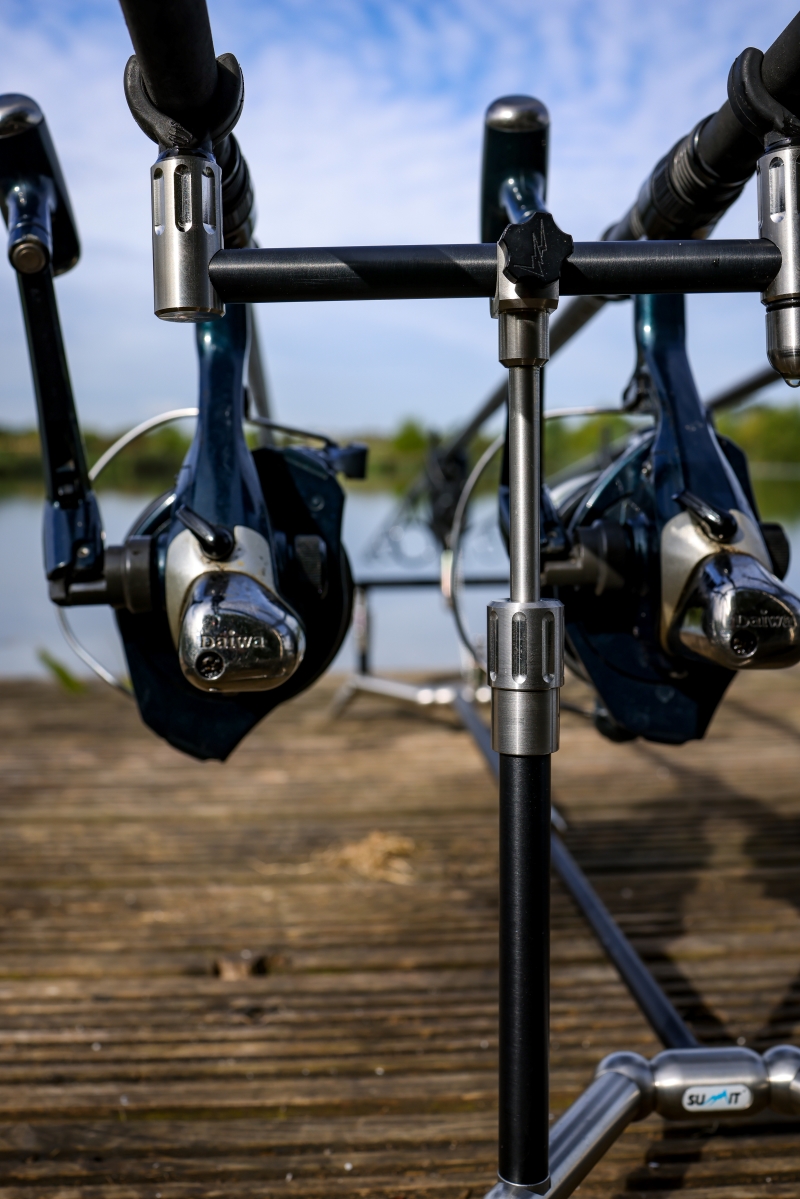 Rod Pod Summit Tackle Low Pro Adjustable Pod 3 Rod Black Edition