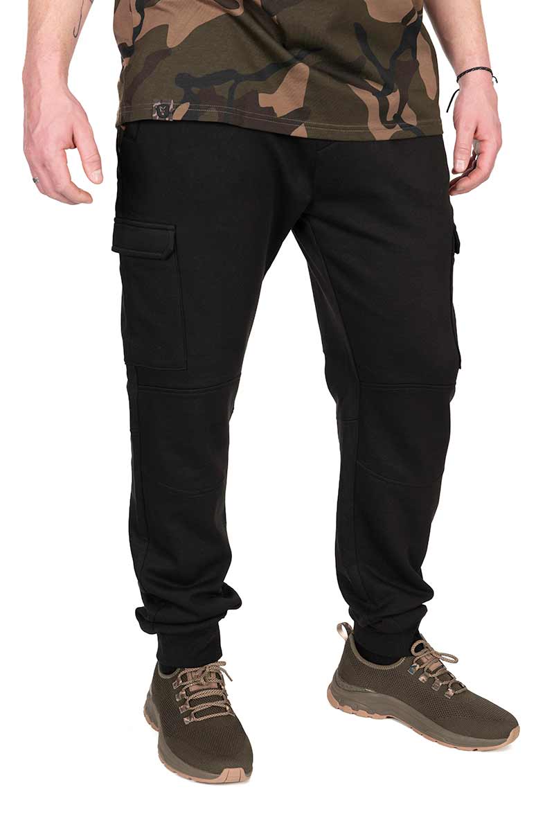 Spodnie Wędkarskie Fox LW Black/Camo Combat Joggers