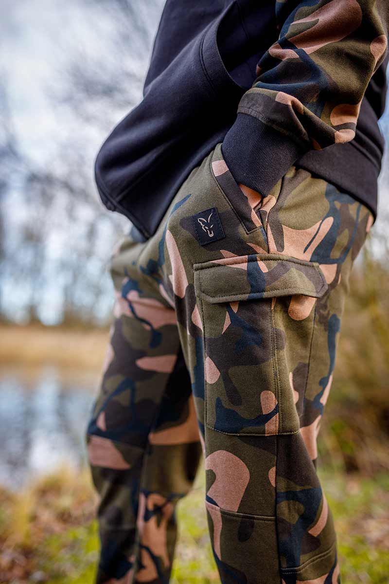 Spodnie Wędkarskie Fox LW Camo Joggers