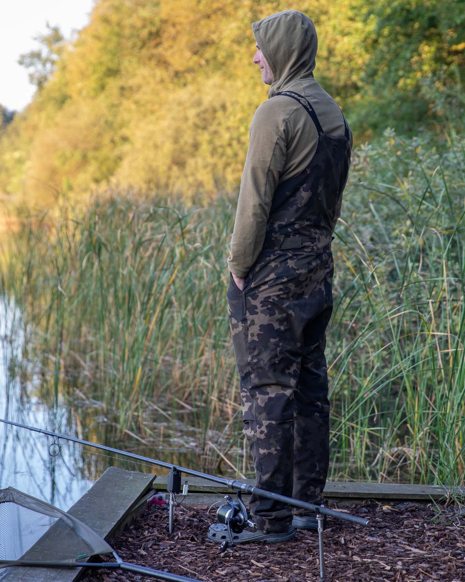 Spodnie Wędkarskie Korda Polar Salopettes Dark Kamo